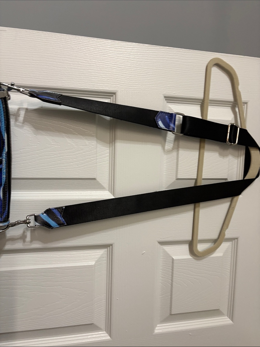 Aimee Kestenberg Blue Black Patterned Crossbody Bag - Picture 3 of 5